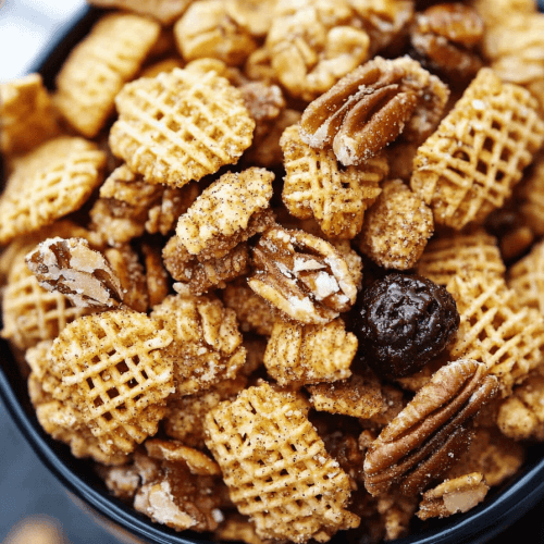 Praline Crunch Snack Mix