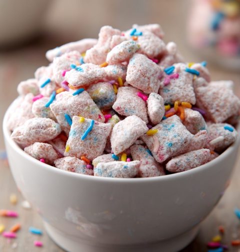 Birthday Cake Puppy Chow Recipe