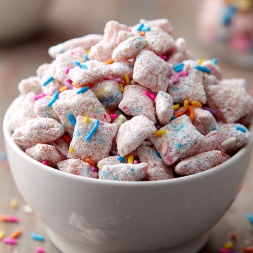 Birthday Cake Puppy Chow Recipe