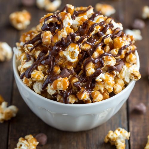 Chocolate Drizzled Caramel Corn Recipe