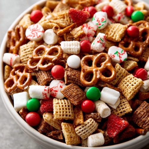 Santa's Trash Snack Mix Recipe