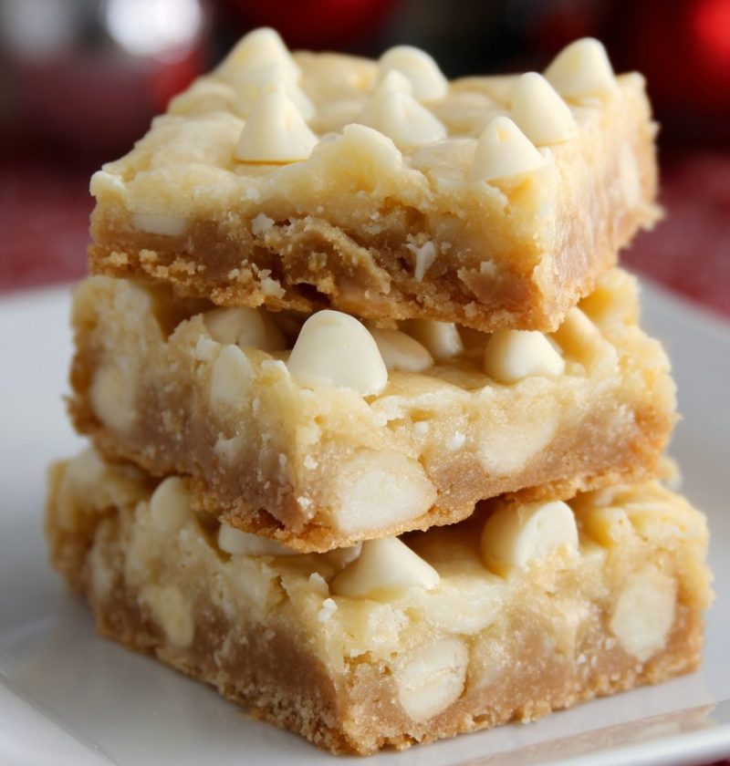 White Chocolate Macadamia Nut Bars Recipe